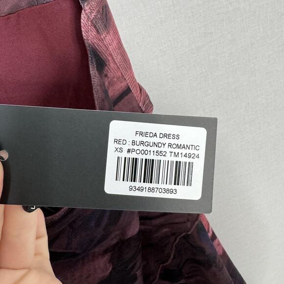 Tiger Mist Frieda Dress Womens XS Burgundy Romantic Halter Y2K Fairy Grunge - Picture 9 of 15